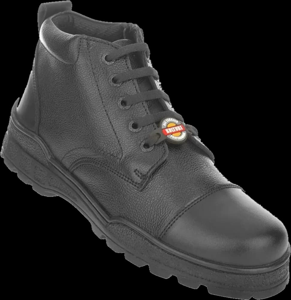 Commando 02 Zip Ankle Boot — Black